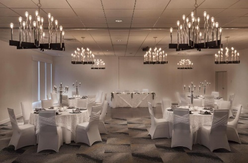 Holiday Inn Montreal Longueuil image 37