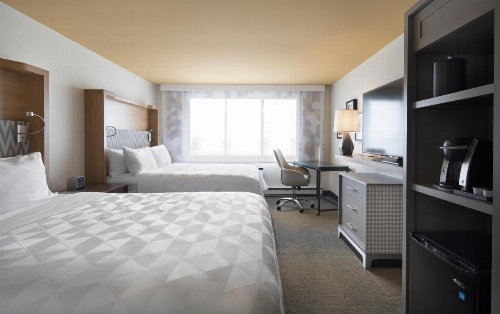 Holiday Inn Montreal Longueuil image 39